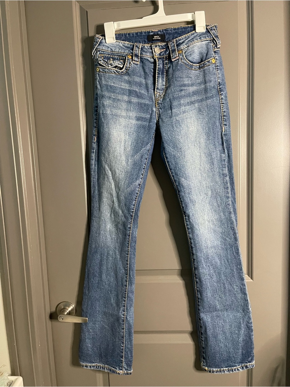 True Religion Medium Blue mid rise bootcut size 28 Jeans for Women